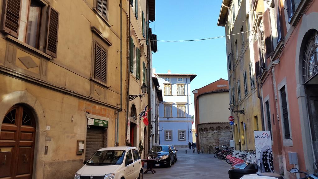 Toselli Suite Apartment Pisa Bagian luar foto